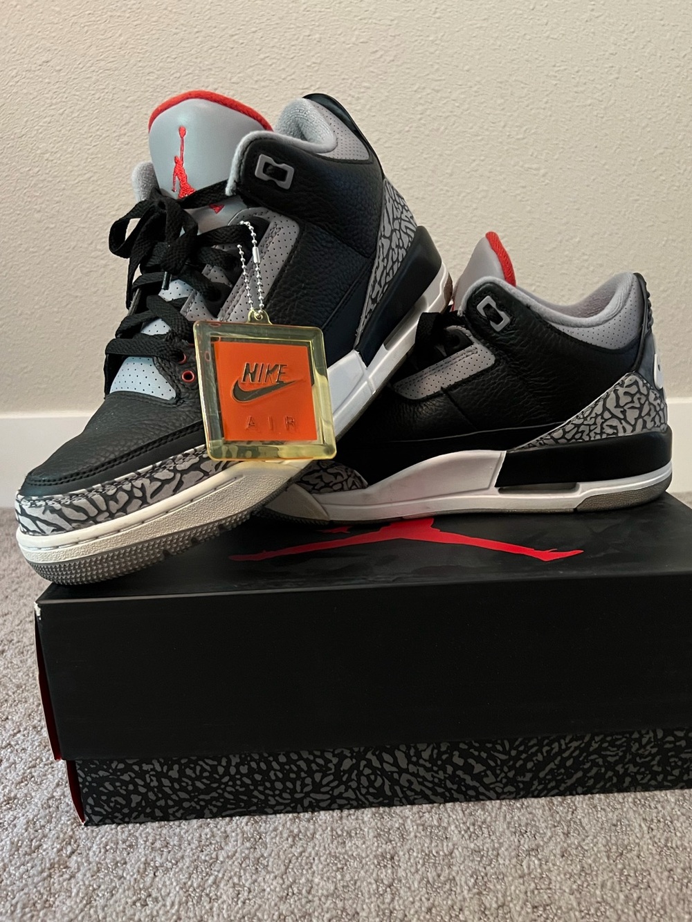 Air Jordan Retro 3 Cement Black Size 9.5 US Men